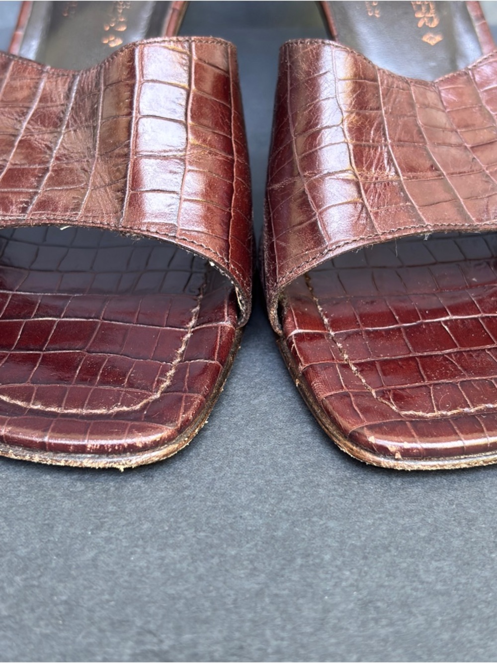 Donald J Pliner Oval Kitten Heel Sandals Womens 7.5 Brown Croc Print Square Toe - Picture 3 of 9